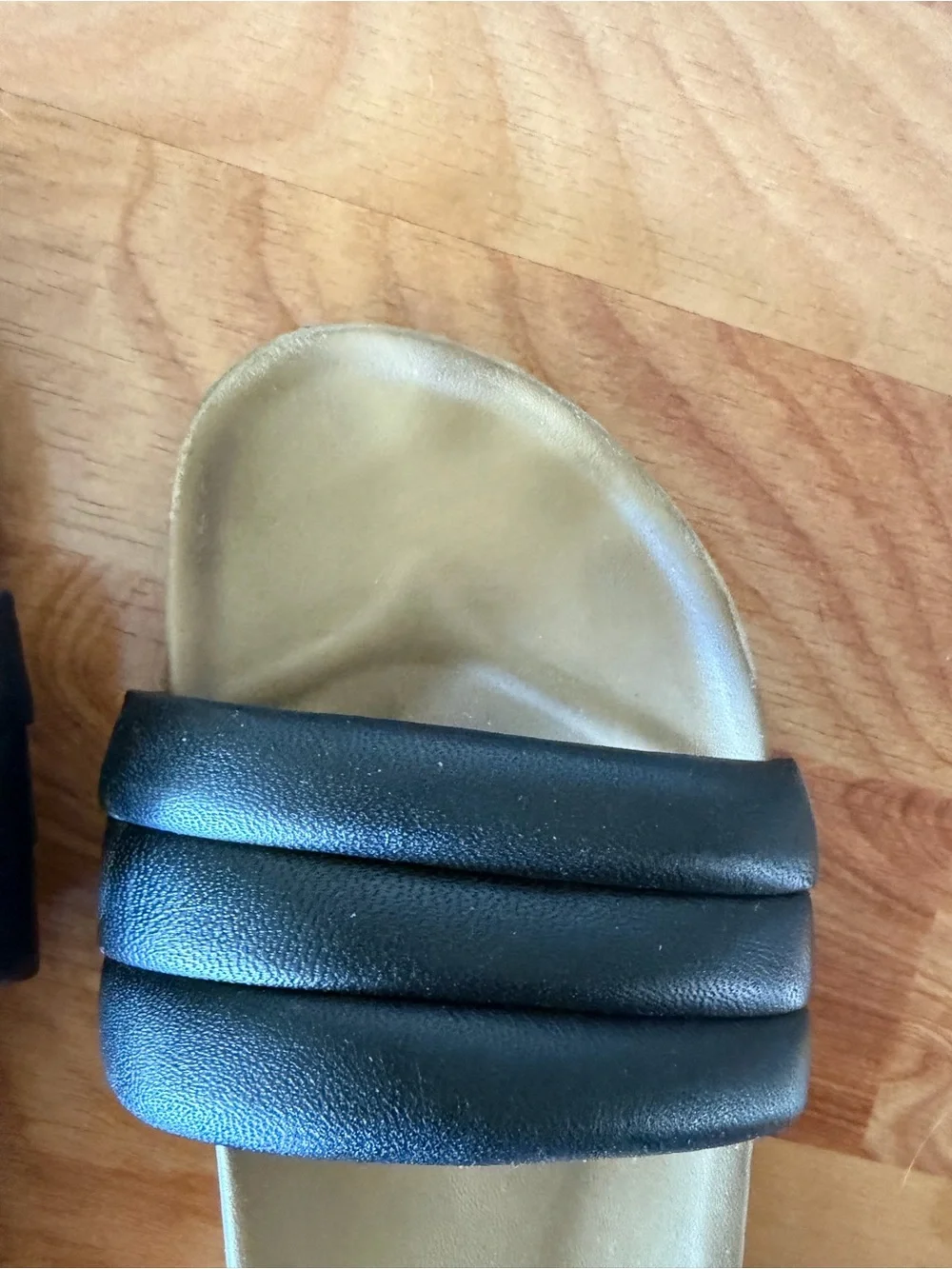 Beatrice Valenzuela Black and Tan Slide Sandals - Picture 5 of 9